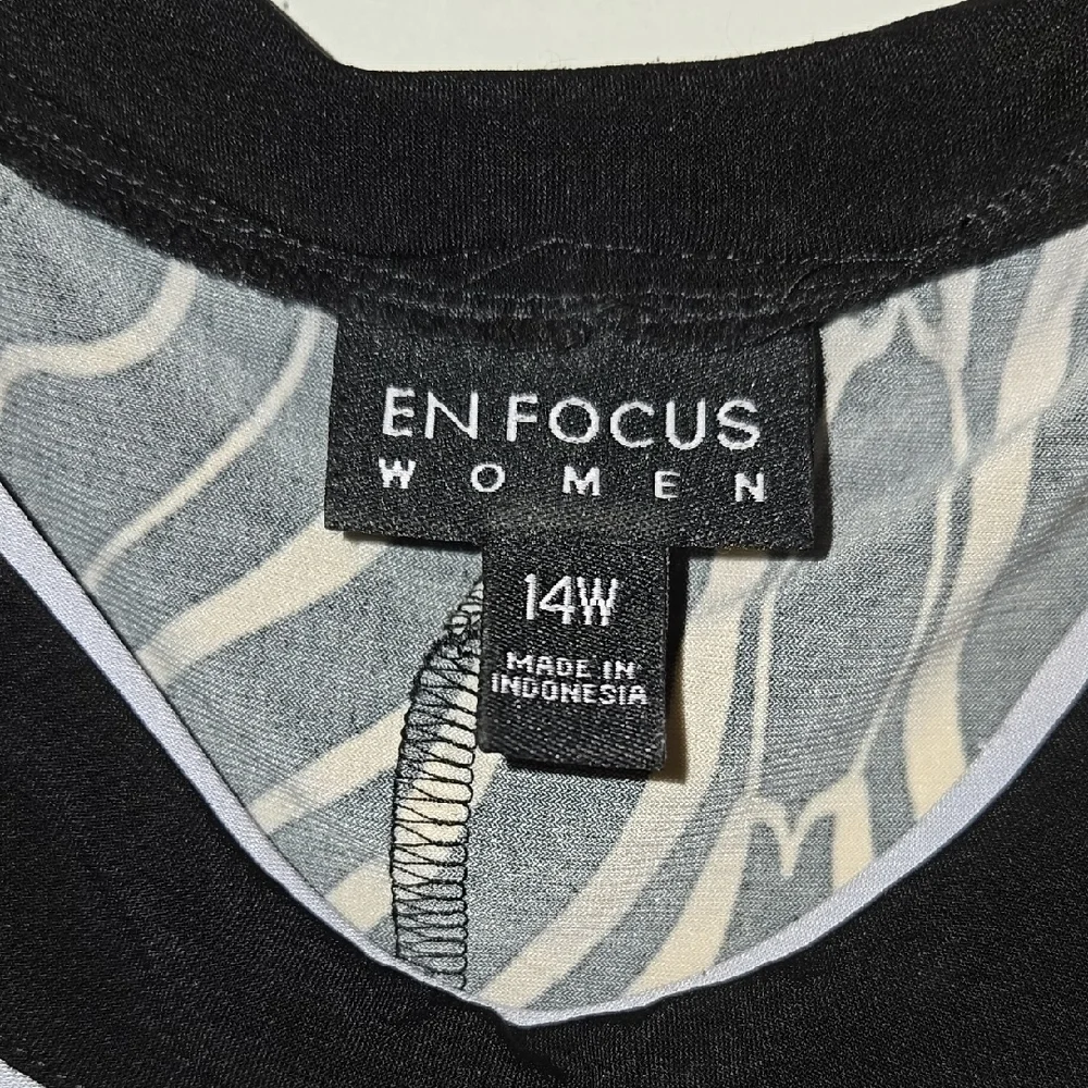 Enfocus Studio Black and White Patterned Dress - Picture 2 of 5